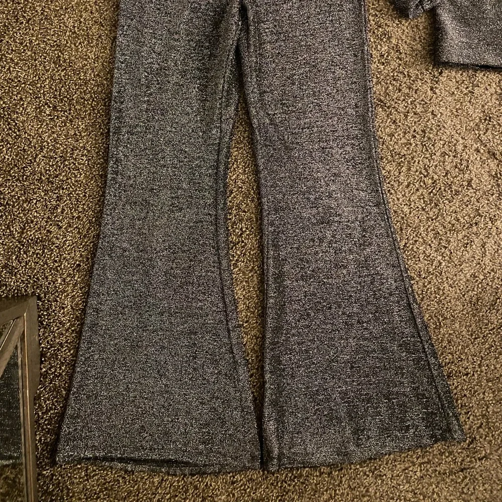 Lavish Alice metallic knit blazer & pant set - Picture 5 of 5